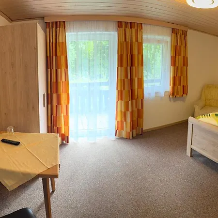 Haus Am Waldrand Pensjonat Bad Füssing