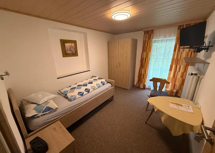 Haus Am Waldrand 3* באד פיסינג